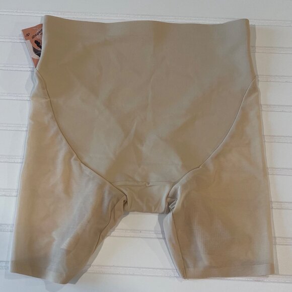 Shapermint Women’s Nude Shapewear Shorts Small High Waist Seamless Anti-Chafing - Picture 2 of 10